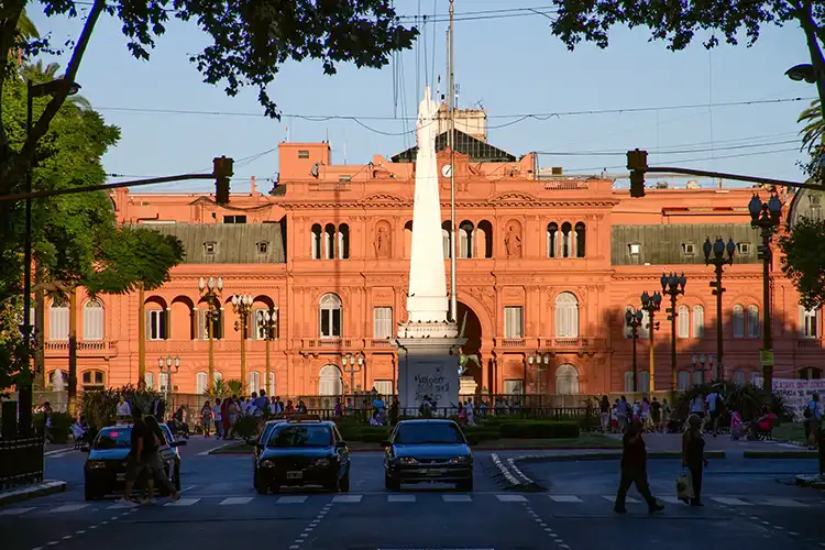 Read more about the article The Plaza de Mayo