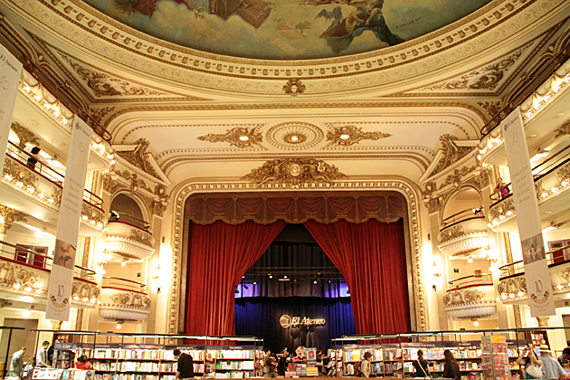 Read more about the article The Ateneo Grand Splendid Bookstore