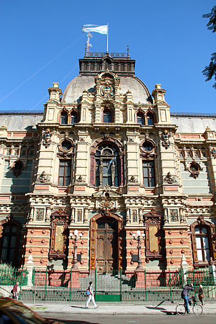 Read more about the article The Palacio de Aguas Corrientes